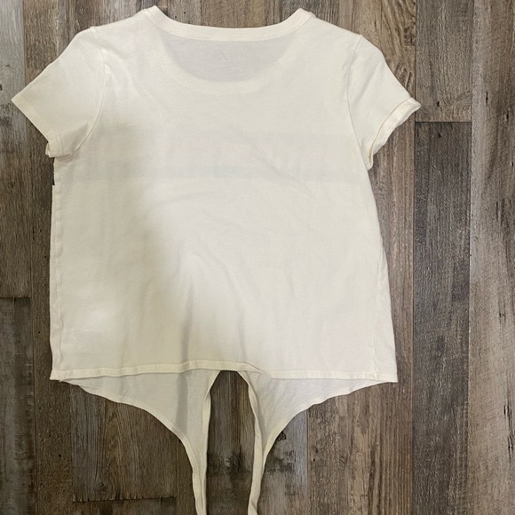 American eagle xtra-small t-shirt ! - Picture 2 of 2